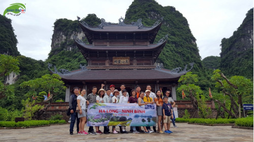 Kỷ niệm đoàn tham quan Hạ Long - Ninh Bình khởi hành 15-8-2019